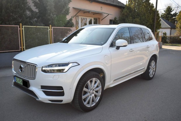 Volvo XC90 2.0 [T8] Twin Engine Momentum Geartr...